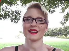 ბრწყინვალე bodacious ქერა იღებს დიდი dick