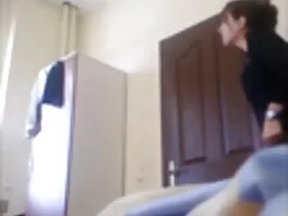 ტკბილი გოგონა ფოქსი დი სარგებლობს საშინელი ორალური სექსით